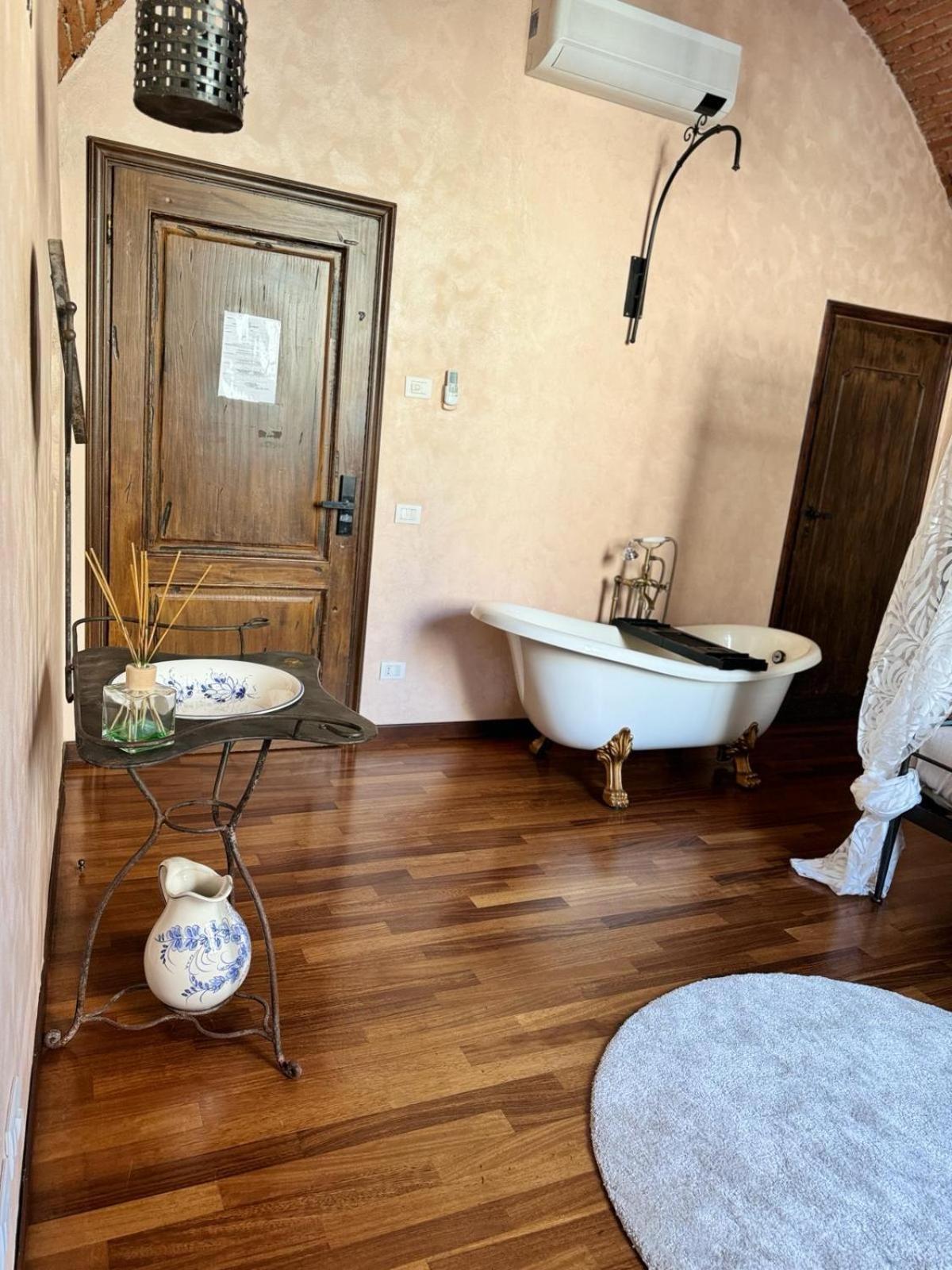Luxury Corte Dei Nobili Lucca Eksteriør bilde